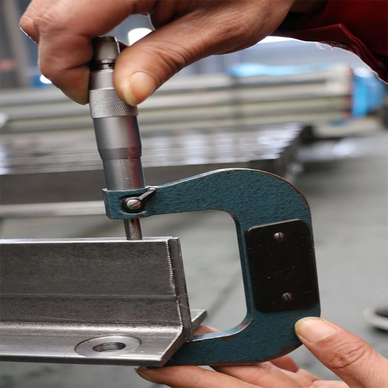 Rail de guidage d'ascenseur épais en acier inoxydable VTSP116, haute résistance, pour ascenseurs de fret _ pour hôtels et entrepôts